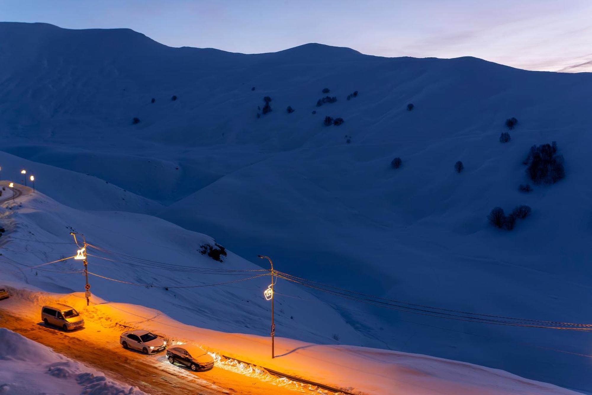 Gudauri Mountain Views Exterior foto