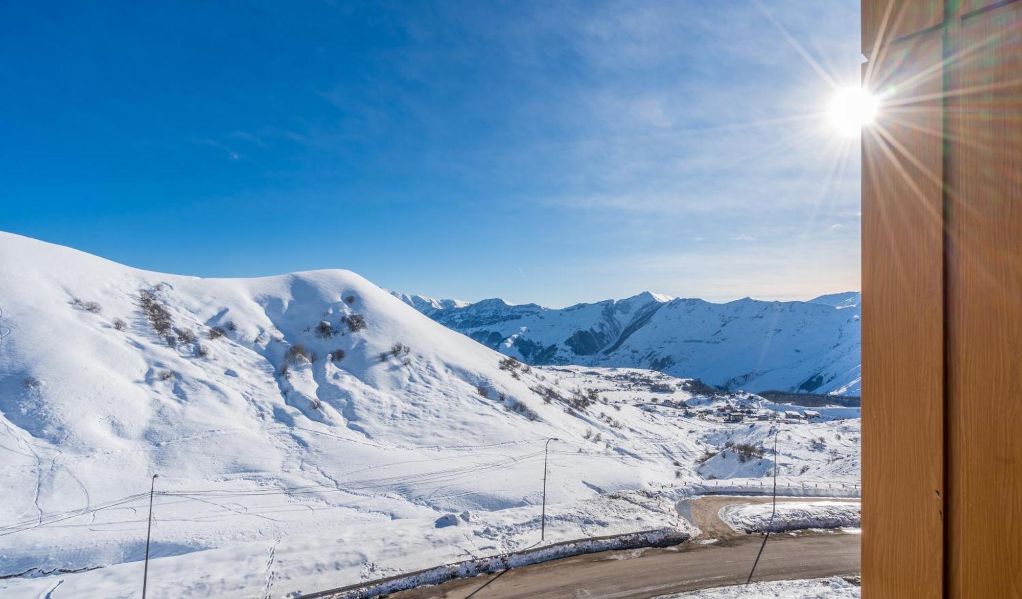Gudauri Mountain Views Exterior foto