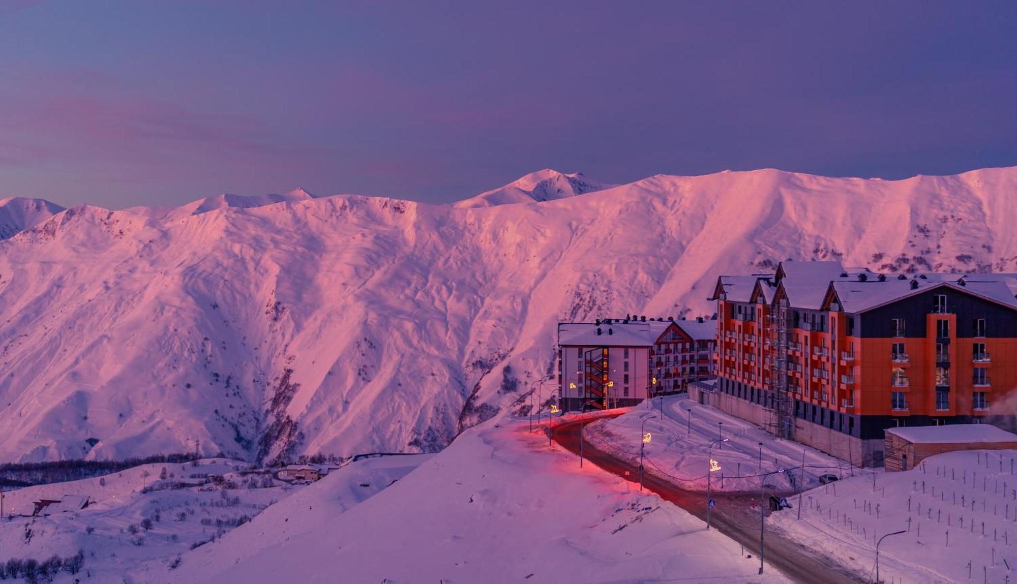 Gudauri Mountain Views Exterior foto